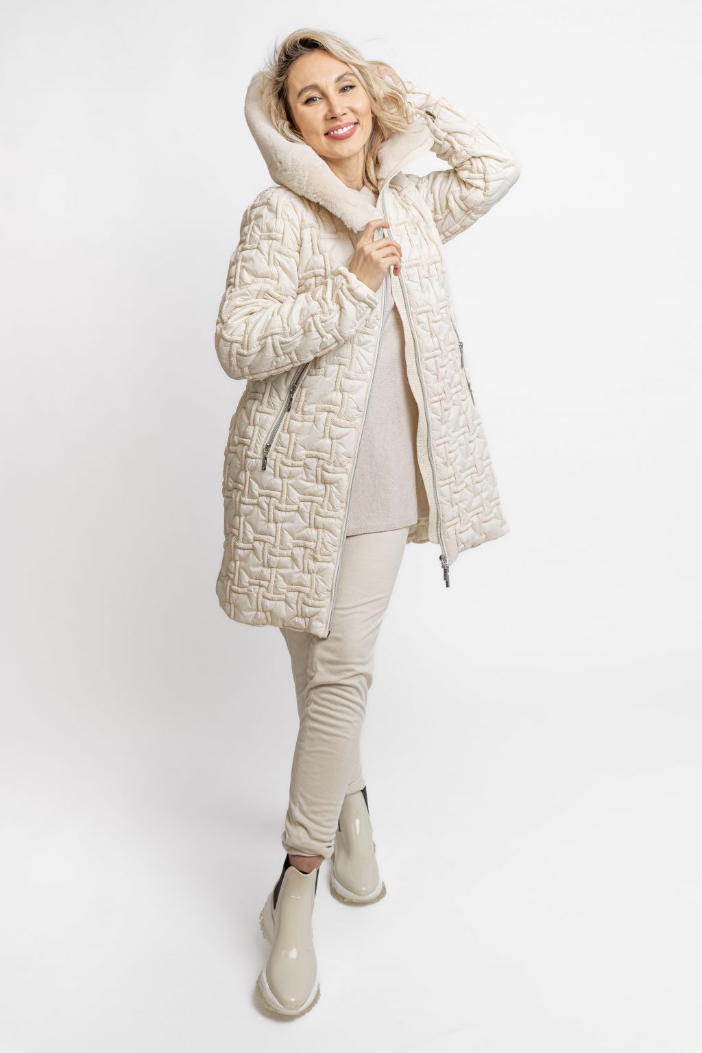 Stella Cream Bi-Stretch Quilted Jacket with fur hood – BELIEVE by tuula ...