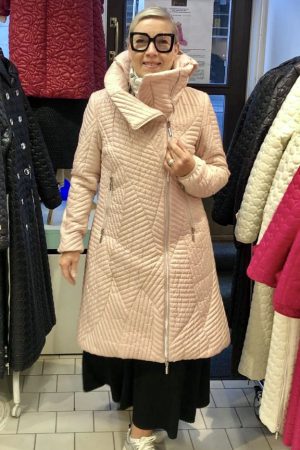 MELANIE, Powder Rose Fields Quilted Coat with High Collar and Detachable Hood