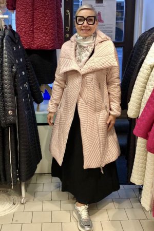 MELANIE, Powder Rose Fields Quilted Coat with High Collar and Detachable Hood open