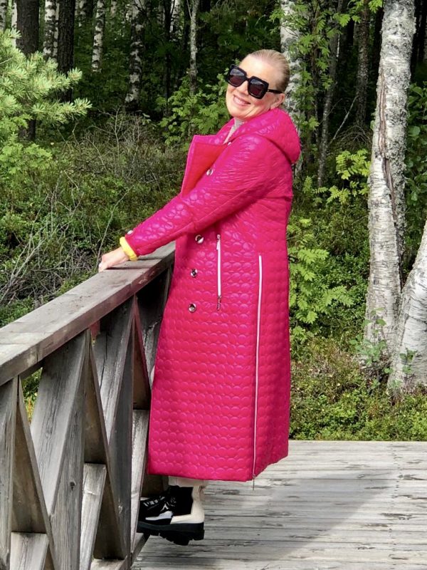 FRIDA Trench Pink Quilted Long Coat with hood side